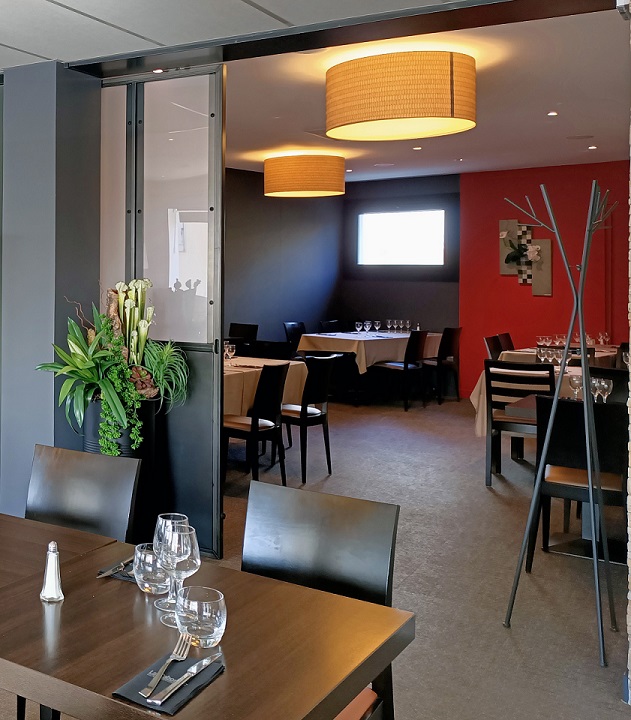 composition-floral-artificiel